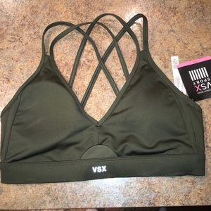💕NWT VSX sports bra